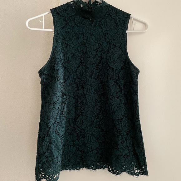H&M Tops - H&M green lace mock turtleneck tank top